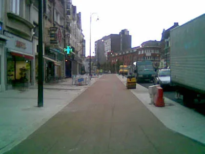 Nouvelle voie de bus et trottoirs élargis à Lens