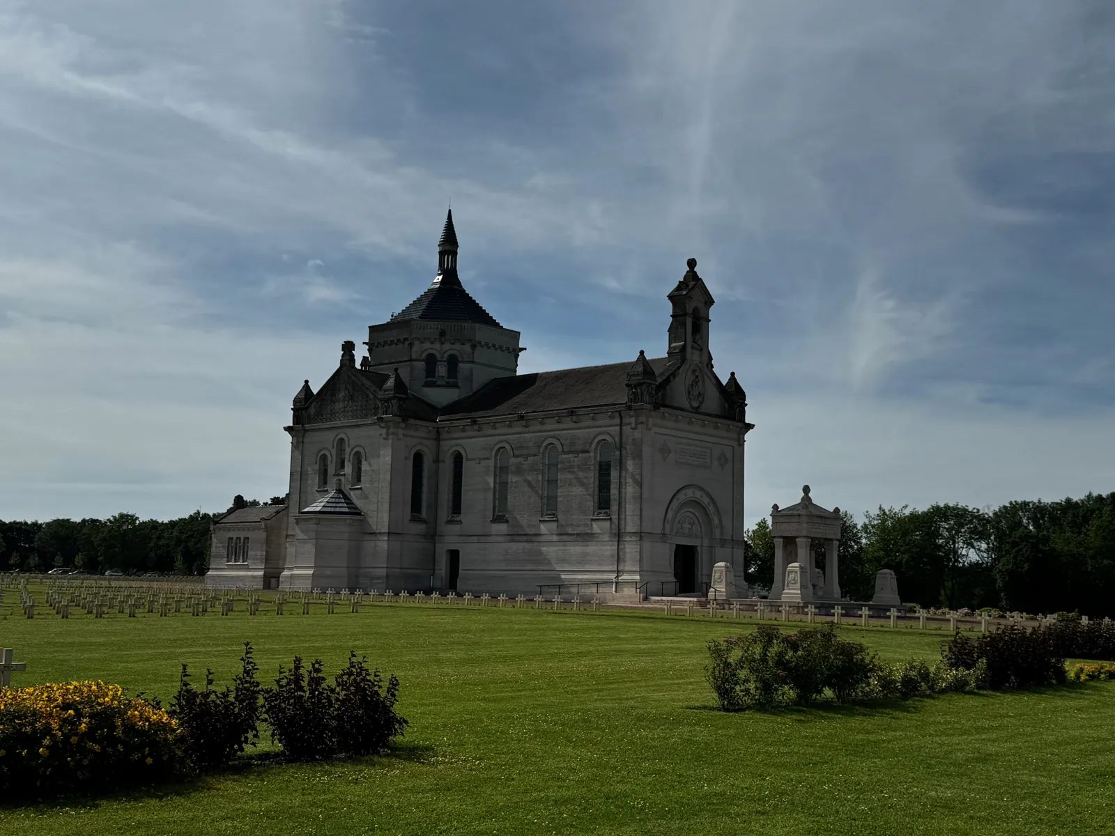 La basilique néo-byzantine de Notre-Dame-de-Lorette
