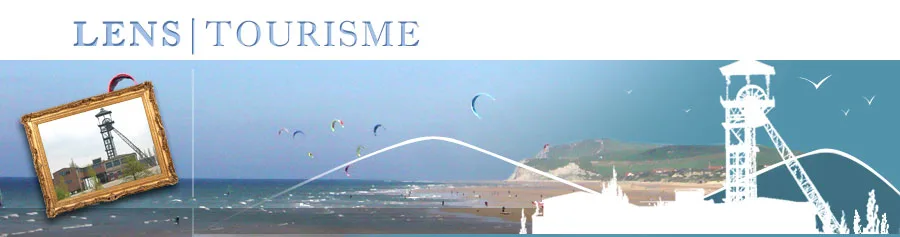 Ancienne bannière du site : plage de Wissant face au cap Blanc-Nez avec des kitesurfs et la silhouette d'un chevalement